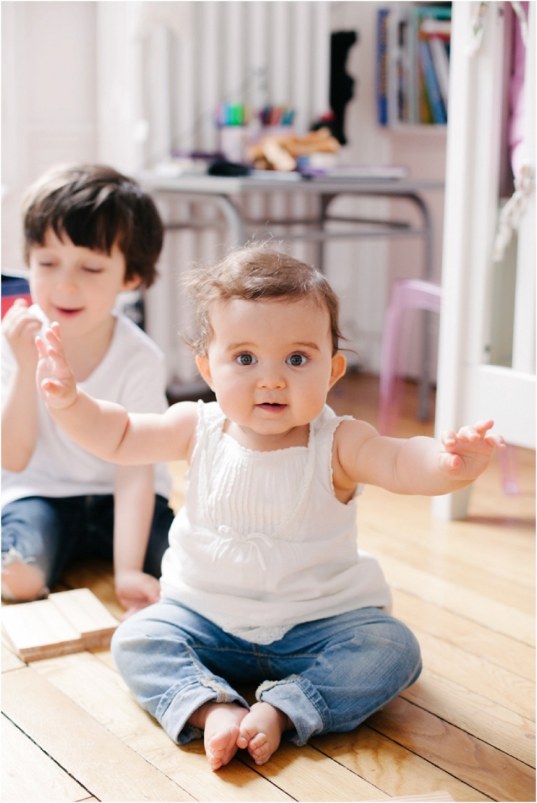 Séance photo famille à domicile 17e arrondissements Paris