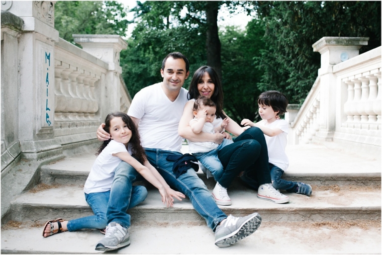 Séance photo famille à domicile 17e arrondissements Paris