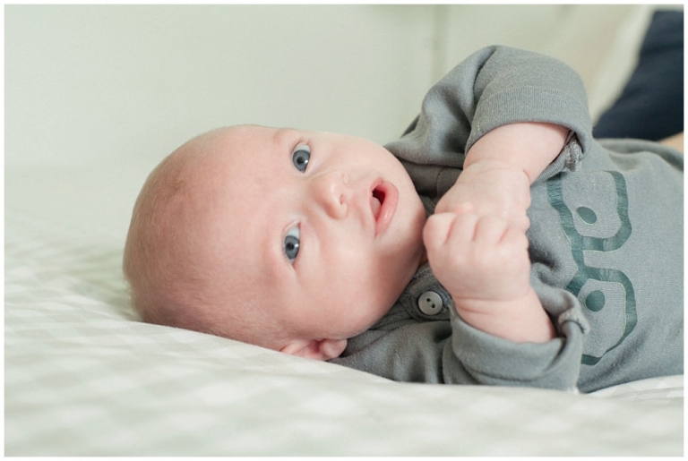 Séance photo famille à domicile 19e arrondissements Paris