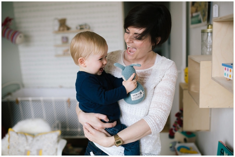 Séance photo famille à domicile 11e arrondissements Pariss 