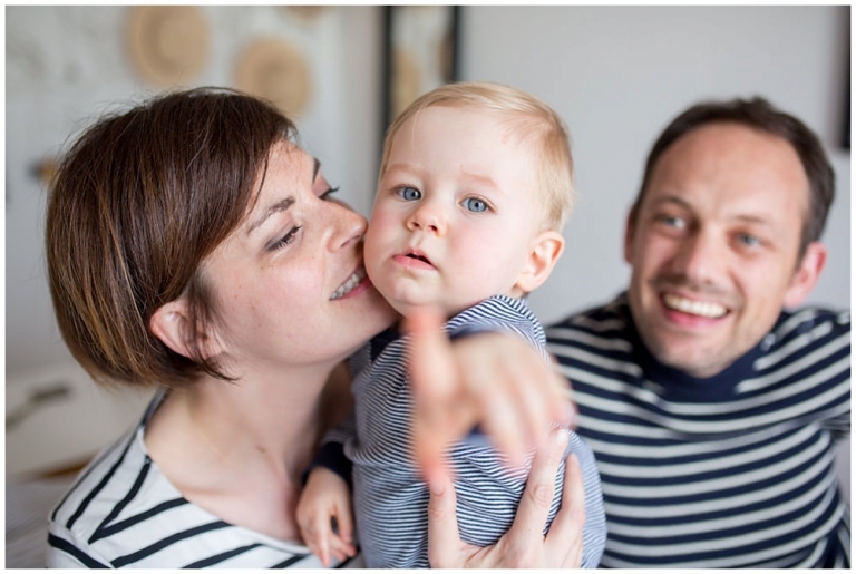 Séance photo famille à domicile 11e arrondissements Paris