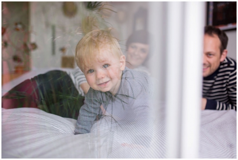 Séance photo famille à domicile 11e arrondissements Paris