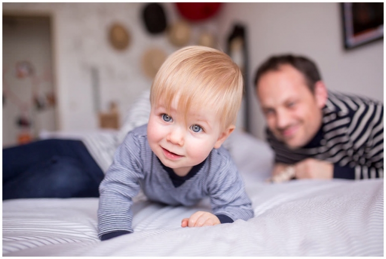 Séance photo famille à domicile 11e arrondissements Paris