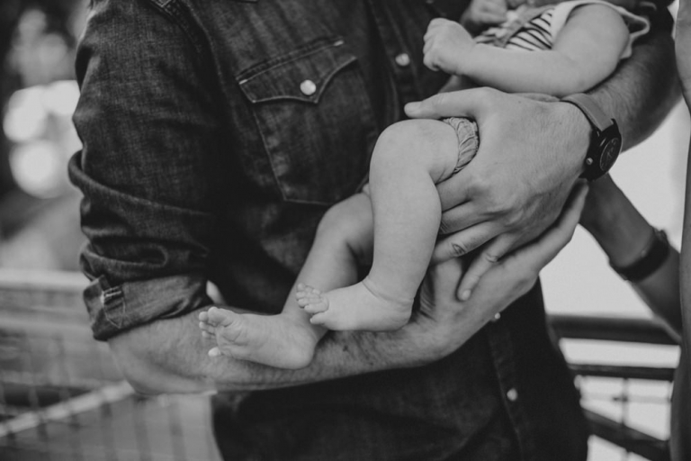 Séance photo famille à domicile 10e arrondissements Paris