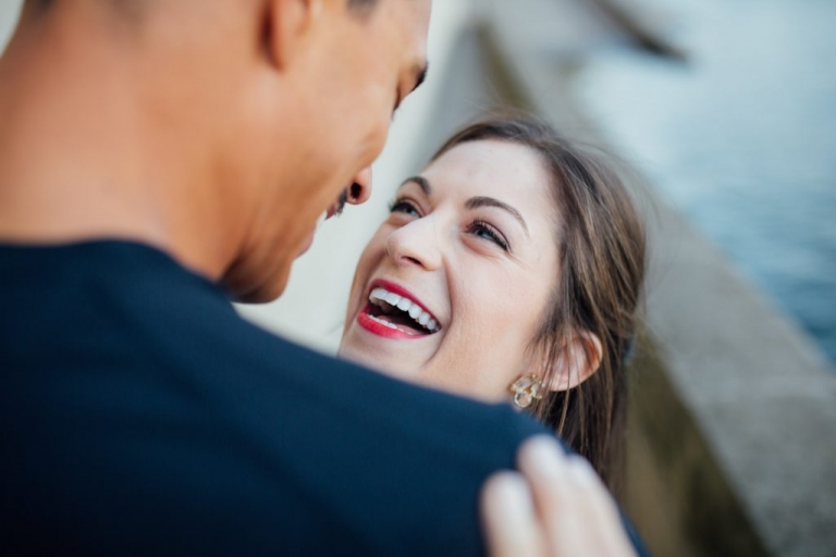 Photographe session engagement Paris