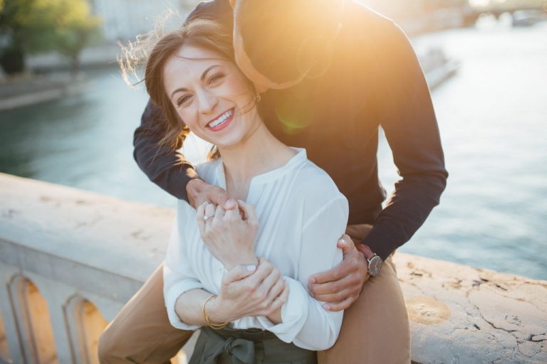 Photographe session engagement Paris