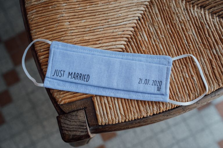 Micro wedding photographer