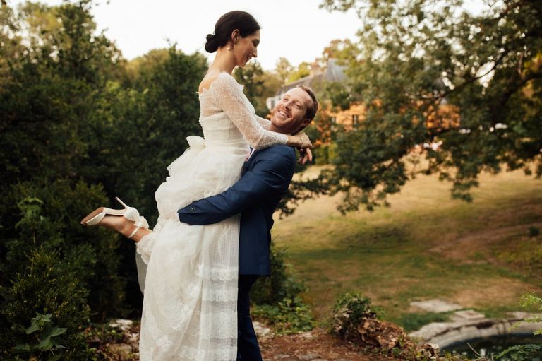 Wedding in Bougainville Castle