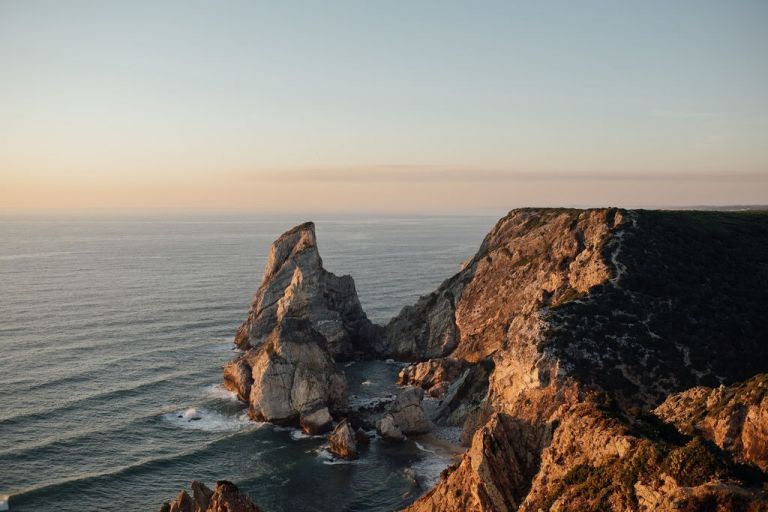 Lisbon Seance couple photographer