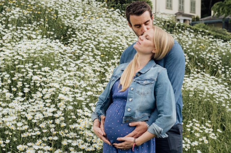  Pregnancy photo session Lausanne