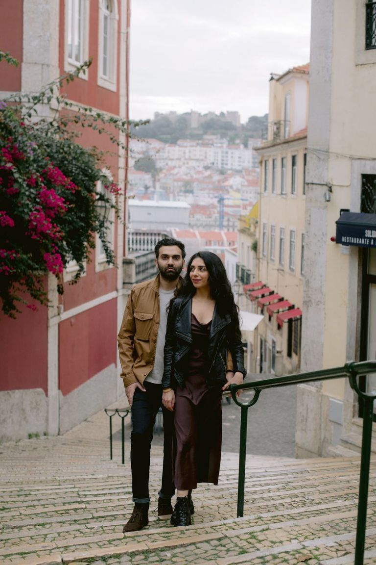 Destination wedding photographer Lisbonne