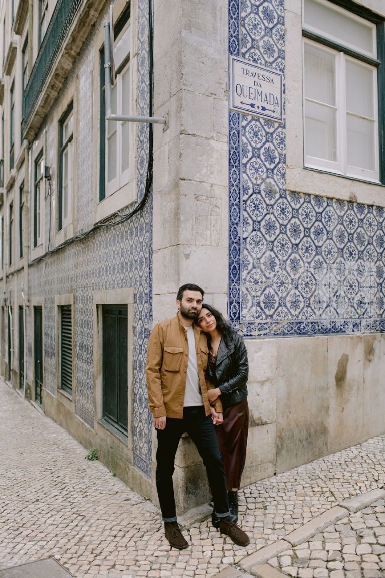 Destination wedding photographer Lisbonne