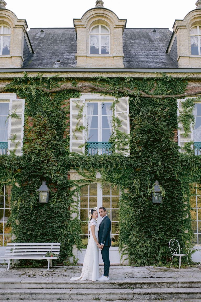 intimate laic ceremony