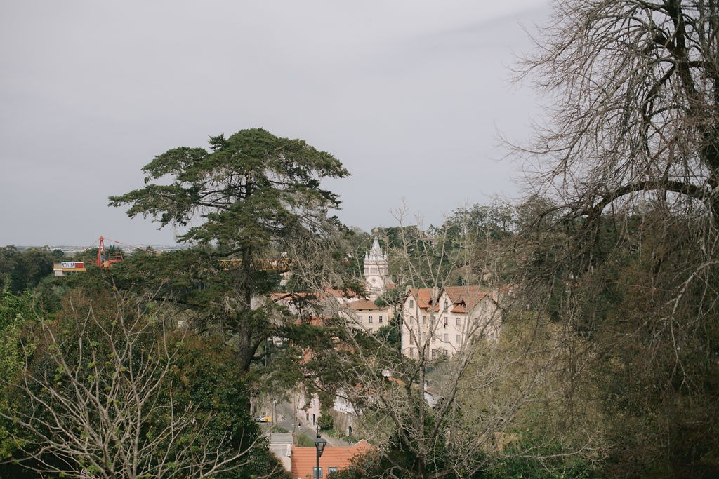 Praia da Ursa, Sintra, Portugal, 2023 — wedding photograph 2 of 13 by Alex Tome