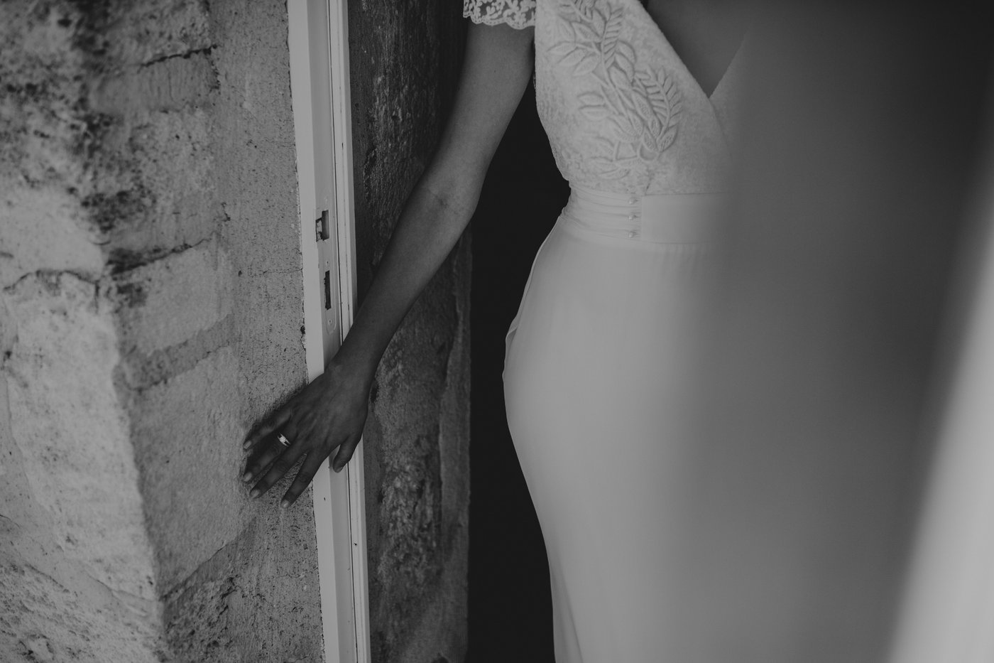 Sophie & Laurent, Château Isabeau de Naujan, Gironde, France, 2020 — wedding photograph 11 of 14 by Alex Tome