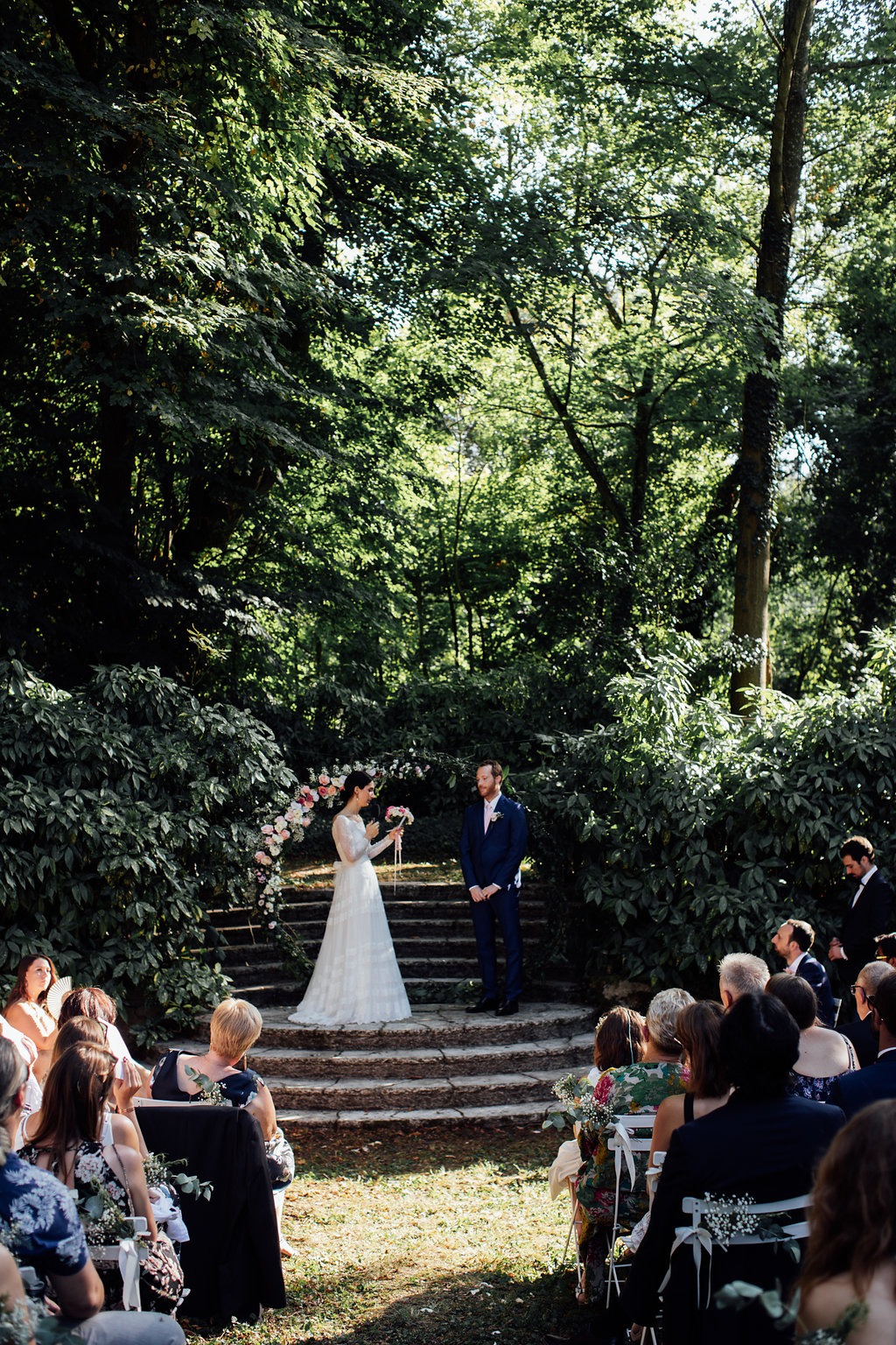 Château de Suisnes, France, 2021 — wedding photograph 12 of 13 by Alex Tome
