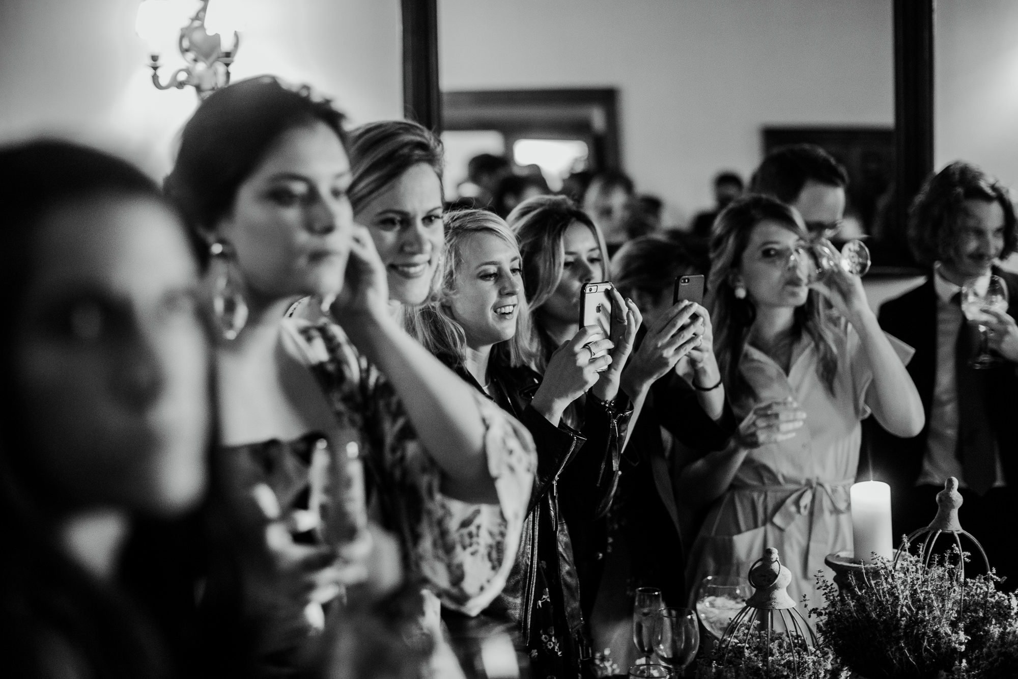 Chloé & Édouard, Solar Pancas, Alenquer, Portugal, 2018 — wedding photograph 12 of 13 by Alex Tome
