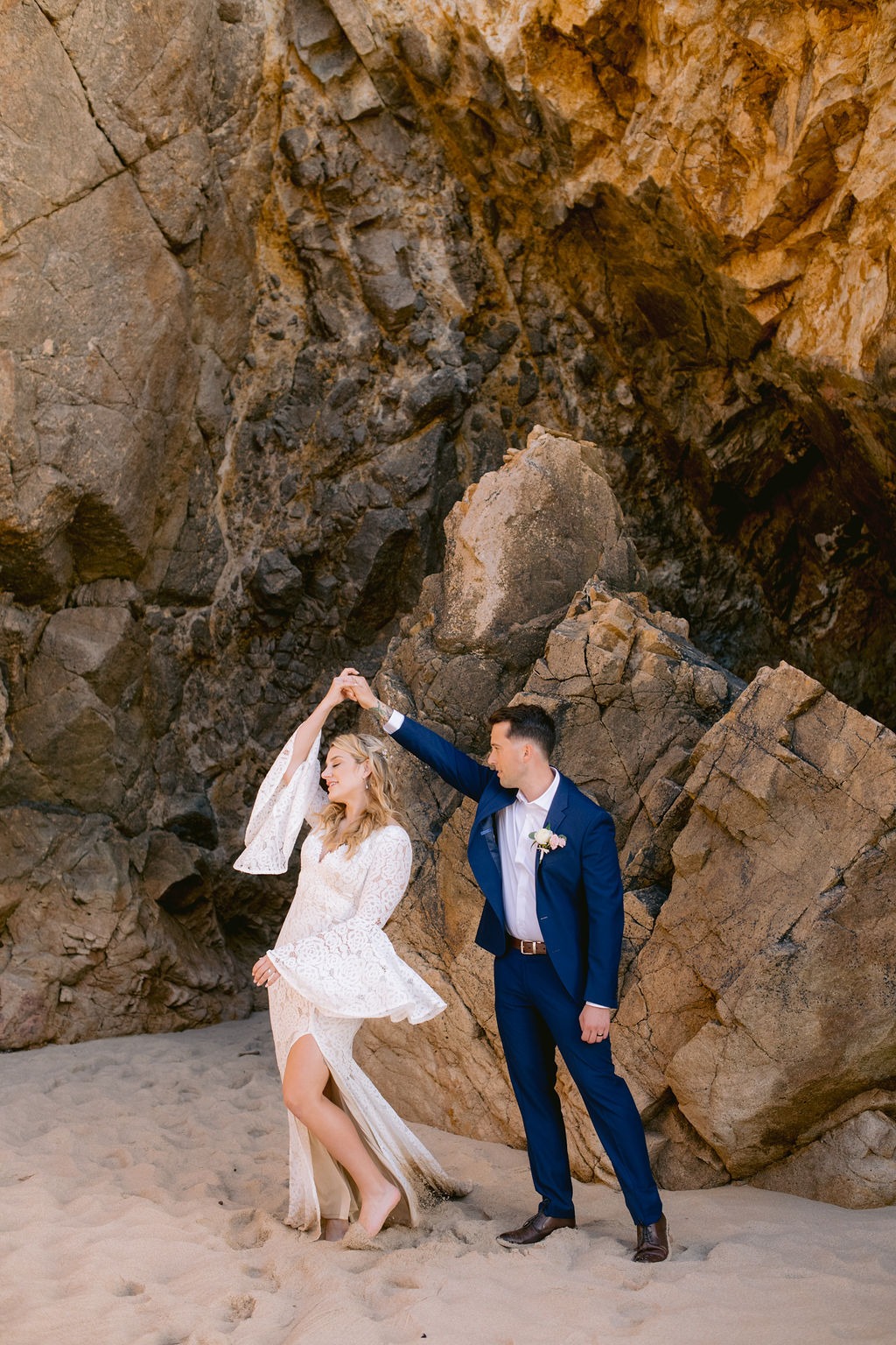 Praia da Ursa, Sintra, Portugal, 2023 — wedding photograph 13 of 13 by Alex Tome