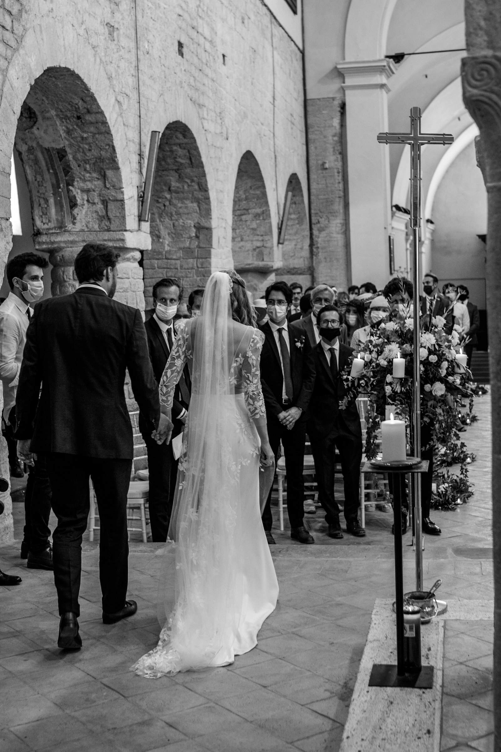 Anaïs & Thomas wedding in Umbria, Italy, by Alex Tome