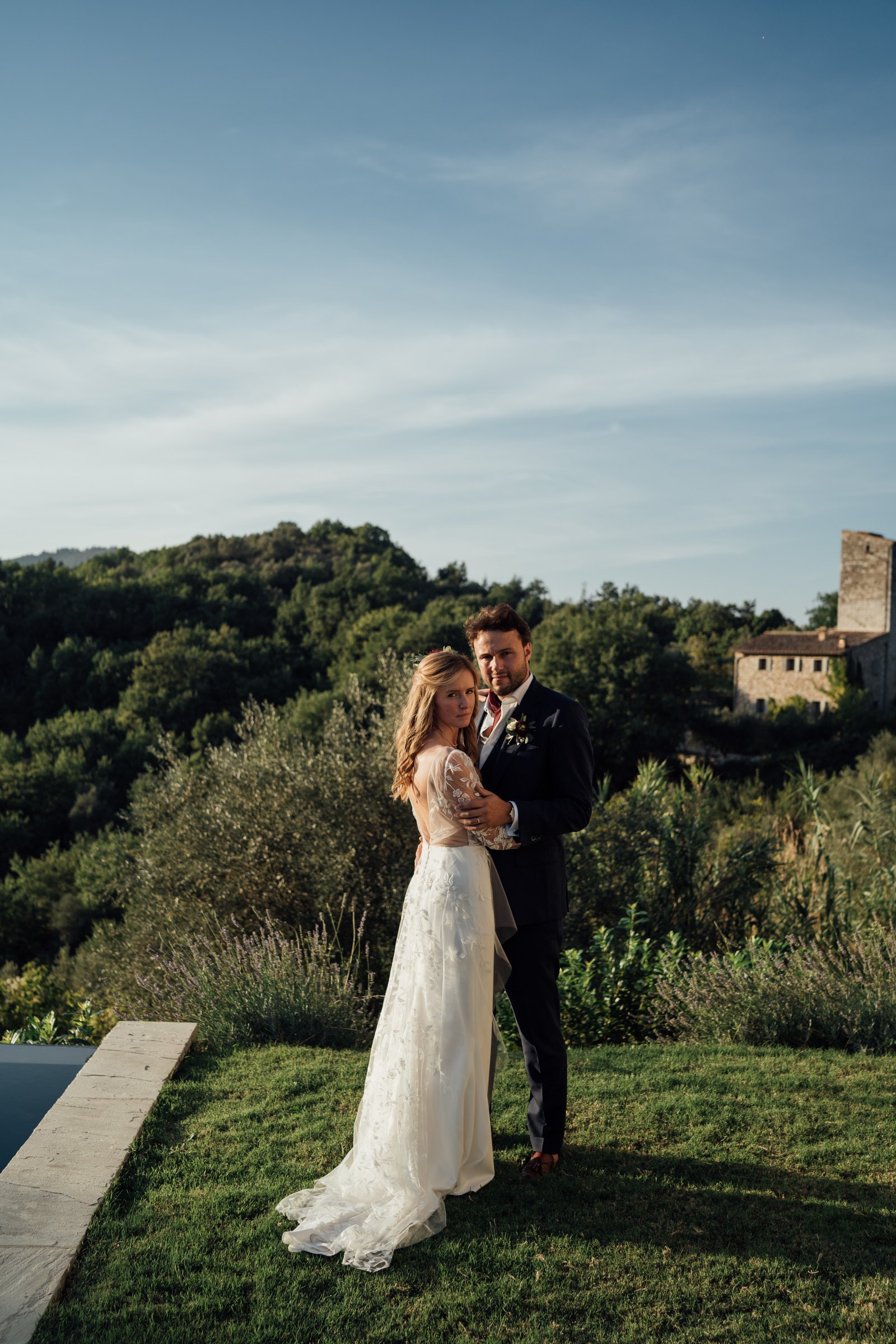 Anaïs & Thomas wedding in Umbria, Italy, by Alex Tome