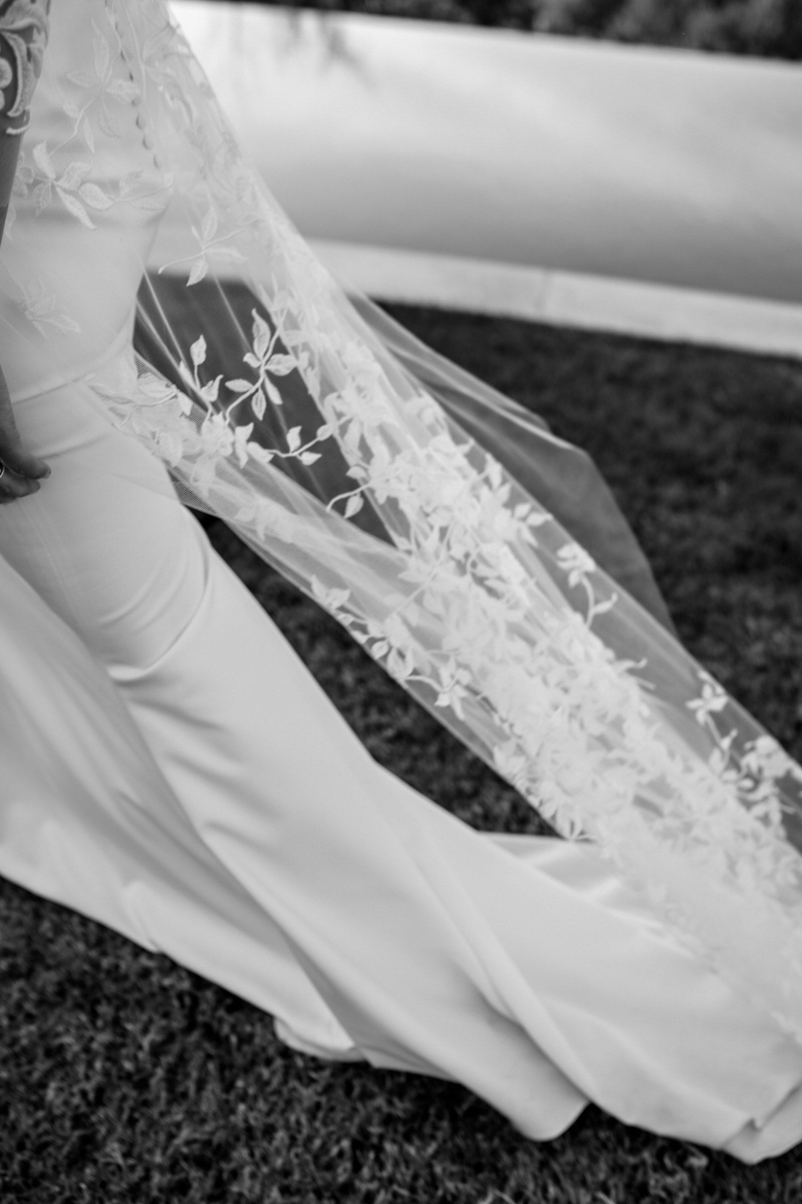 Anaïs & Thomas wedding in Umbria, Italy, by Alex Tome