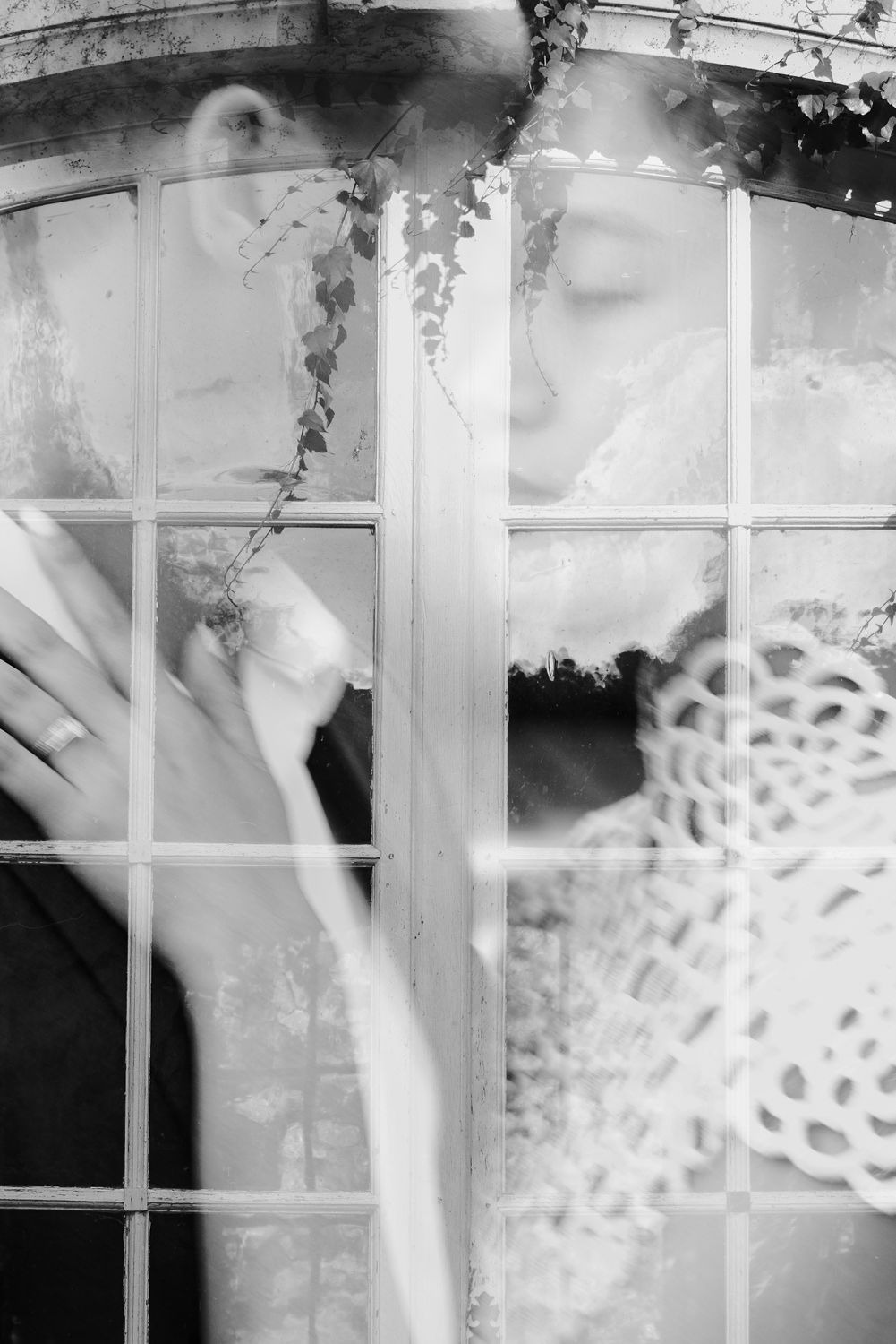 Anna & Arthur wedding at Orangerie Saint-Jean, France, by Alex Tome