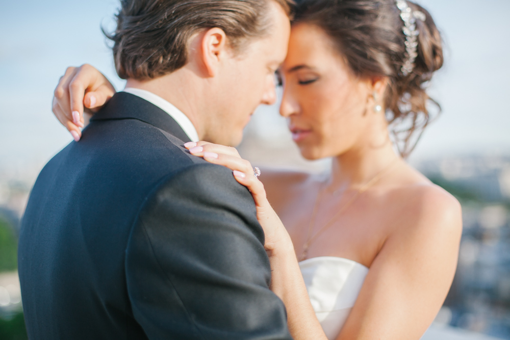 Geoffroy & Arianna wedding at Shangri-La, France, by Alex Tome