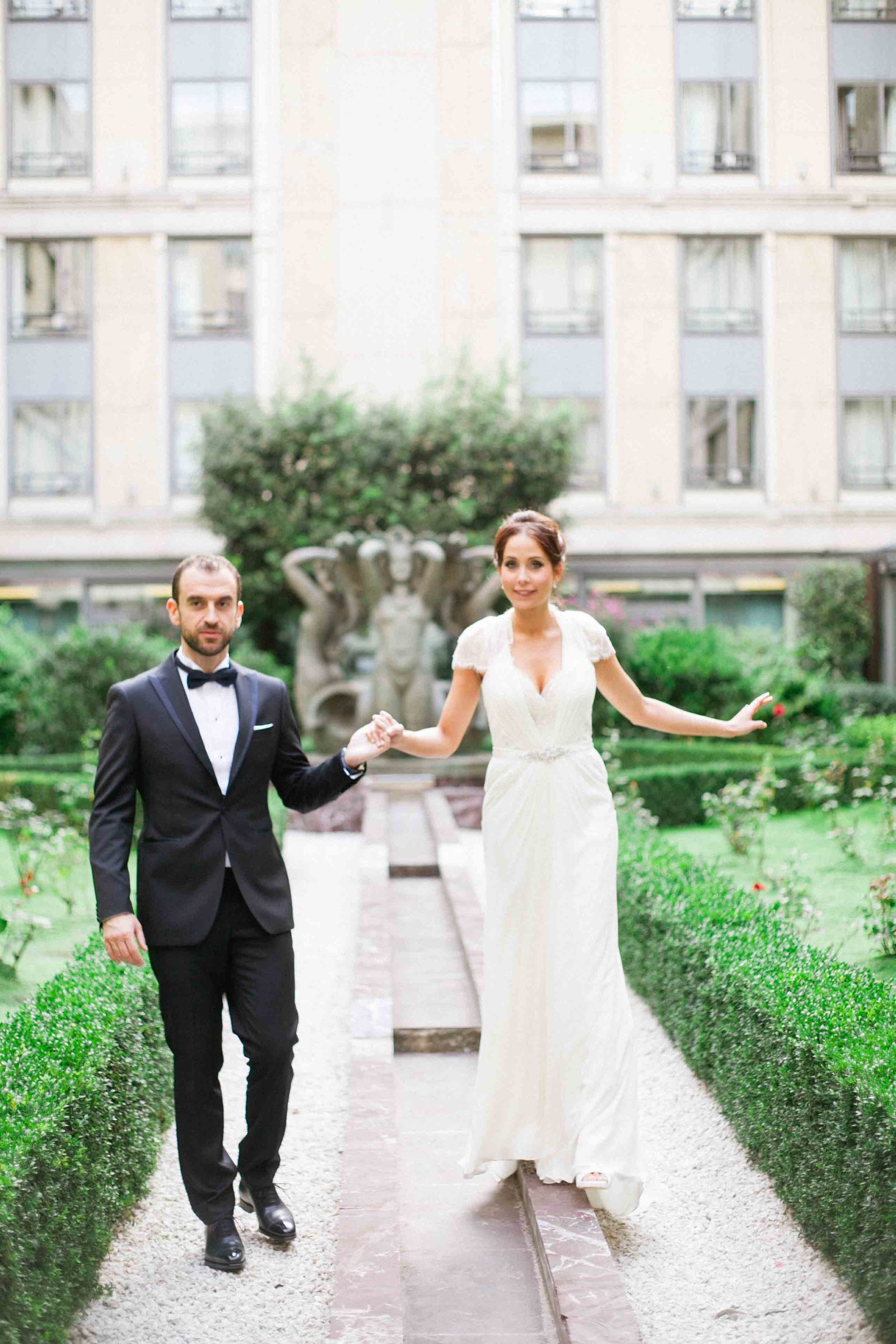 Paula & David wedding in Paris, France, by Alex Tome