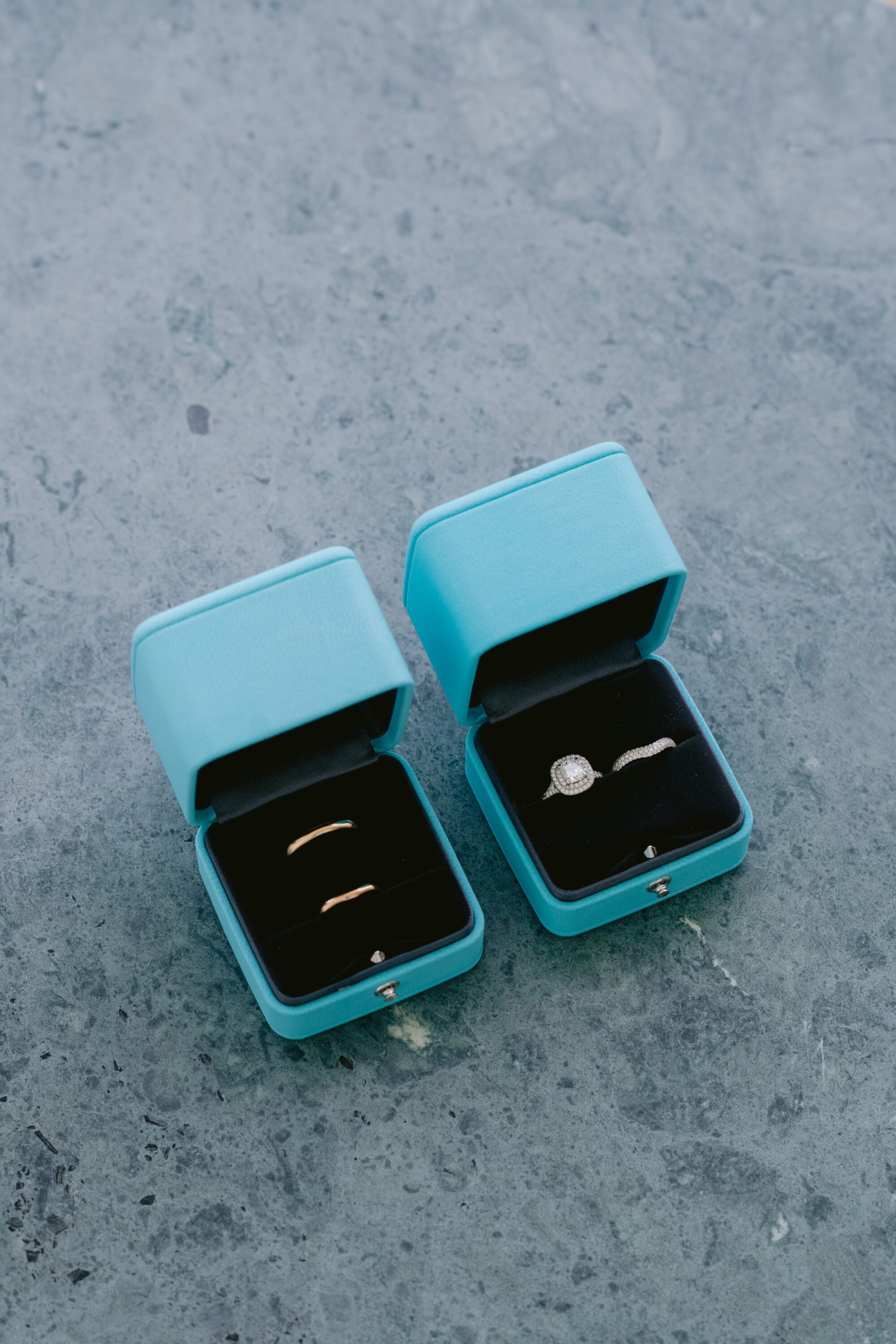 Nargis & Olivier wedding at Forte da Cruz, Estoril, Portugal, by Alex Tome