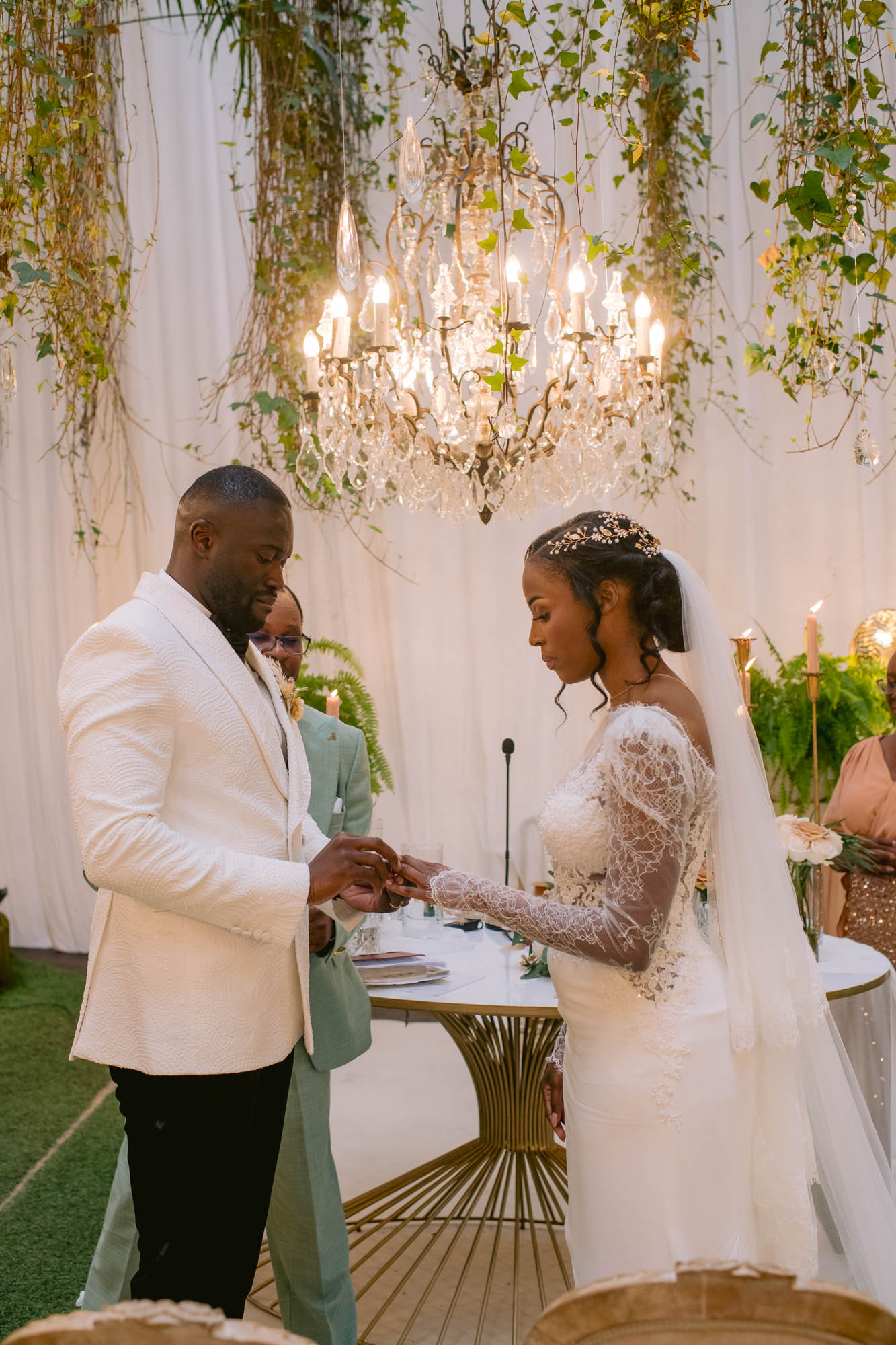 Élodie & Vladimir wedding at Lago dos Cisnes, Portugal, by Alex Tome