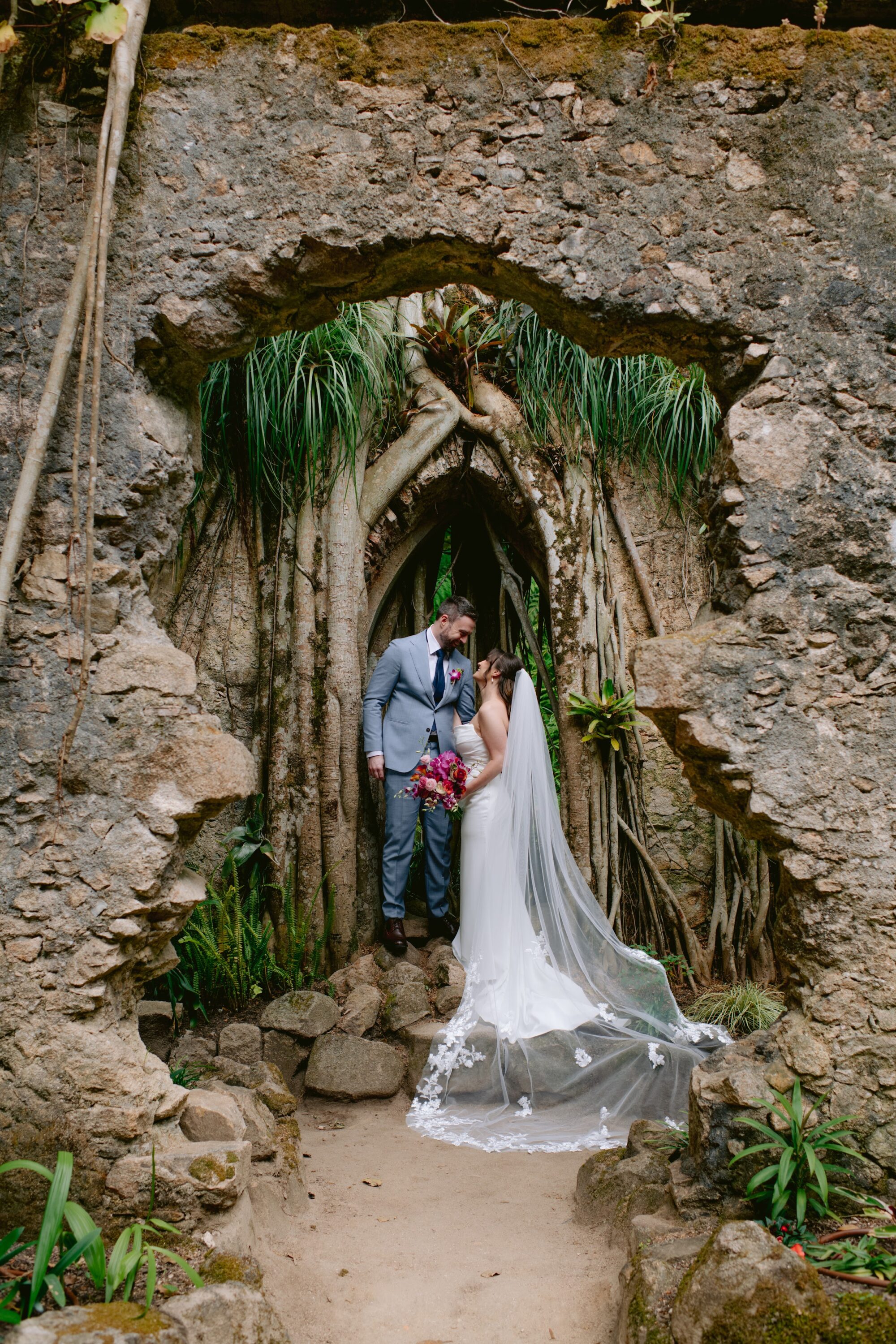 Tara & Jimmy wedding at Portugal, by Alex Tome