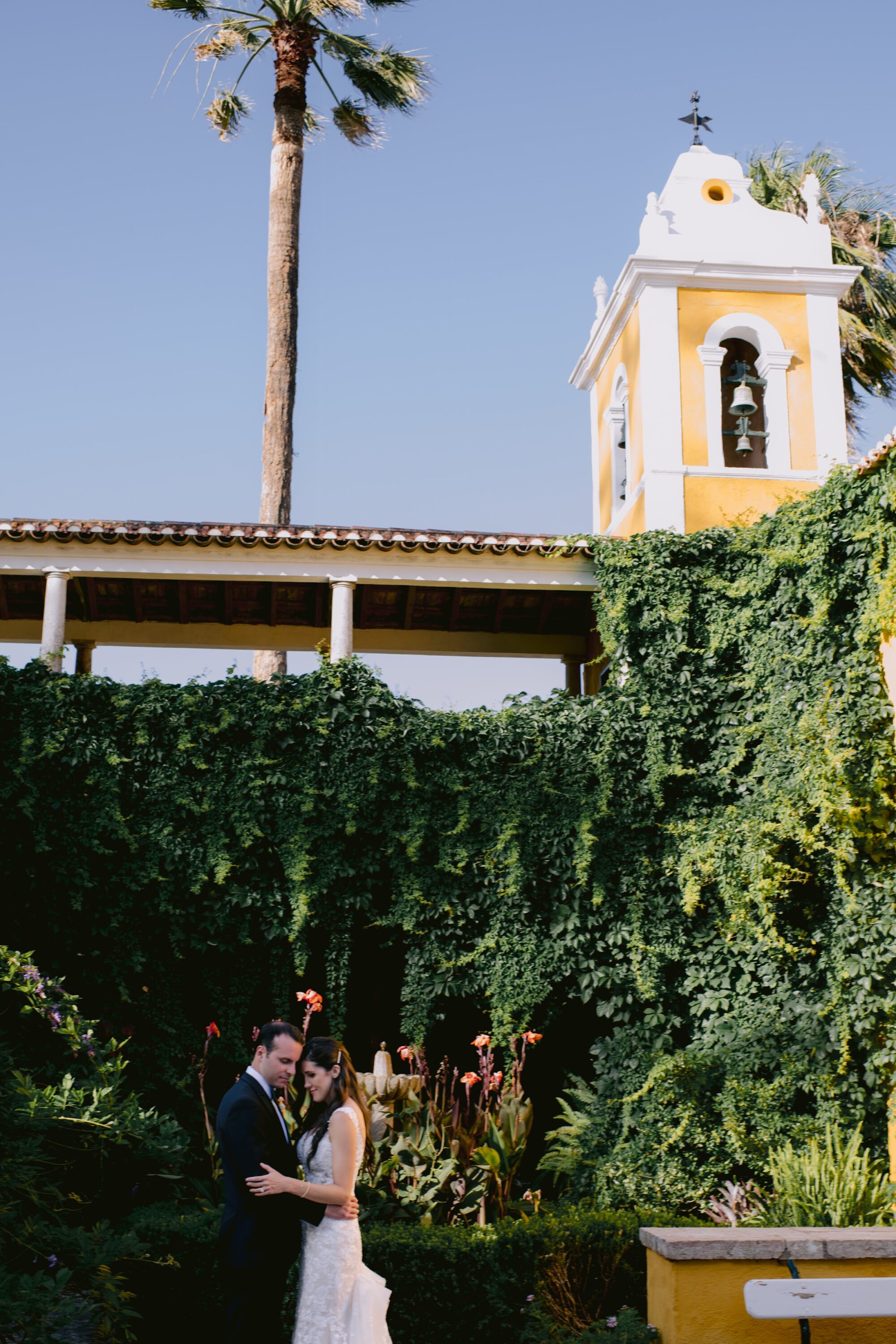 Allison & Patrick wedding at Quinta de Sant'Ana, Portugal, by Alex Tome