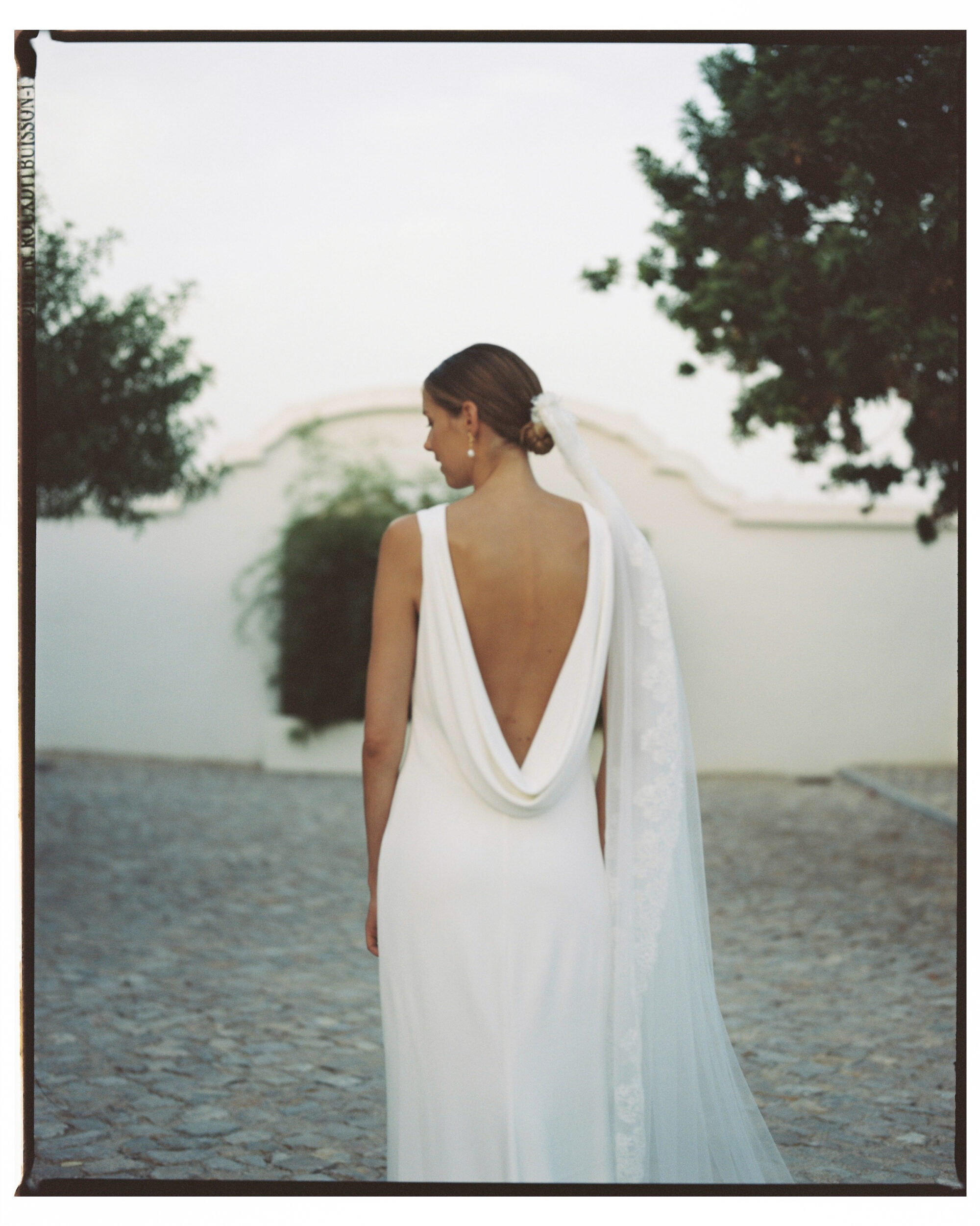Charlotte & Lorenz wedding, by Alex Tome
