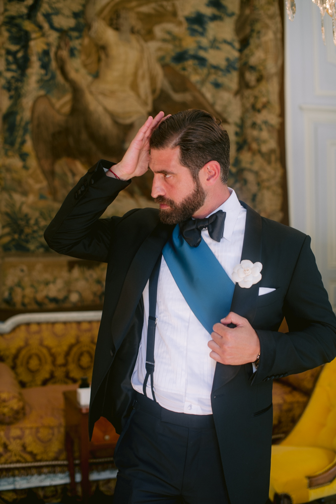Alejandro & Alberto wedding at Château des Ormes, France, by Alex Tome