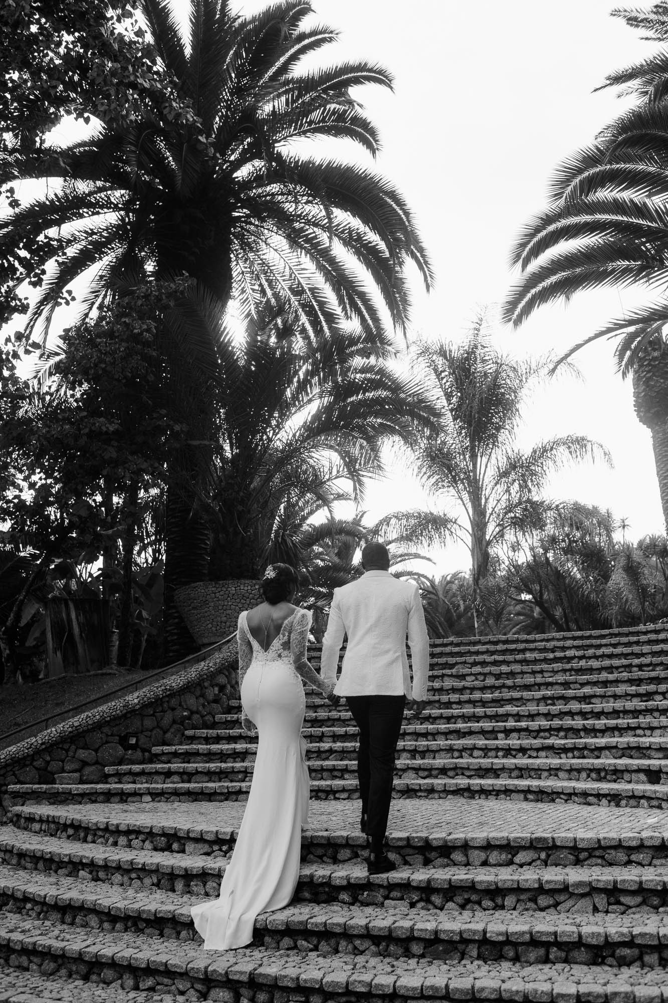 Élodie & Vladimir wedding at Lago dos Cisnes, Portugal, by Alex Tome