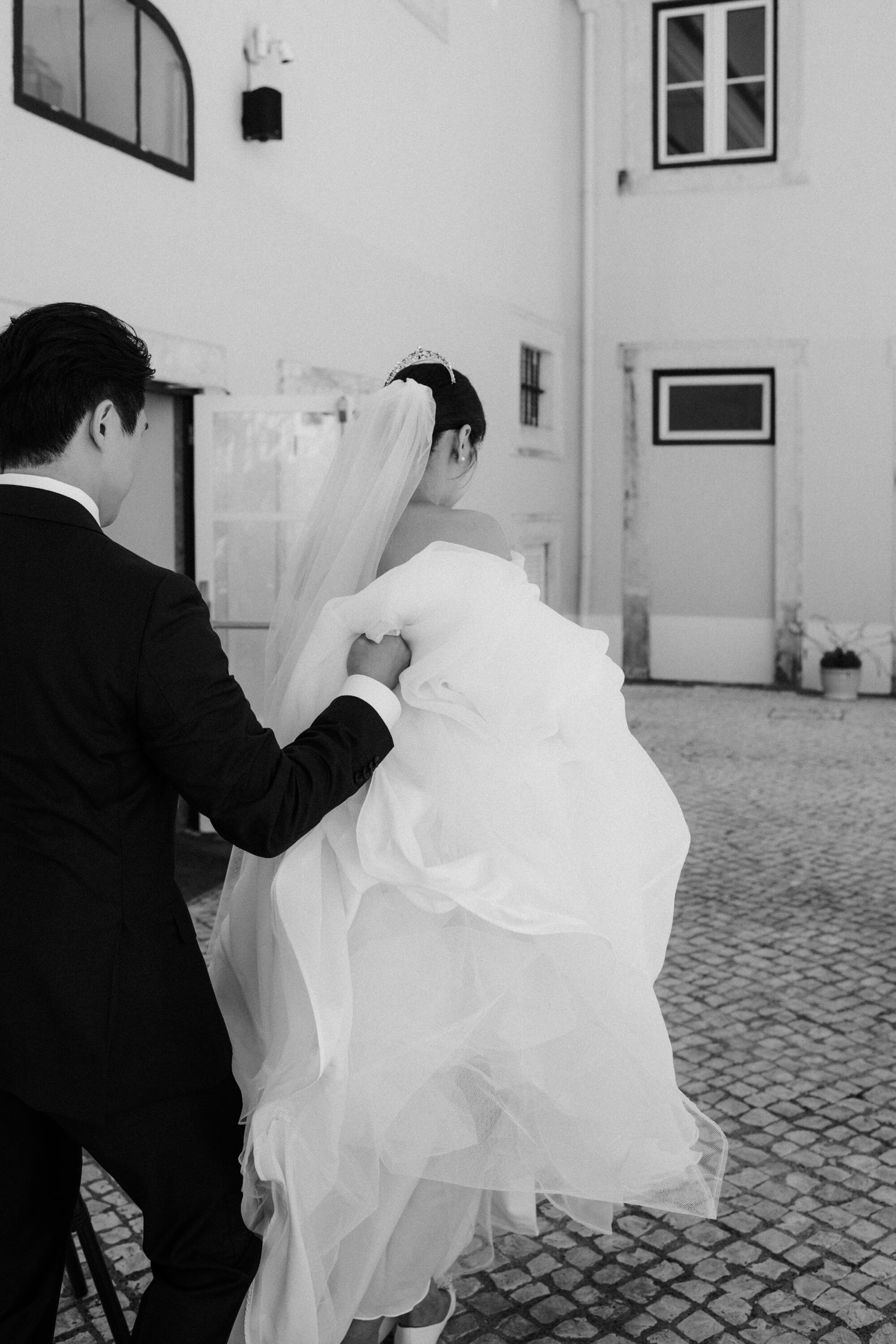 Grace & Changhyung wedding at Lisbon, Portugal, by Alex Tome