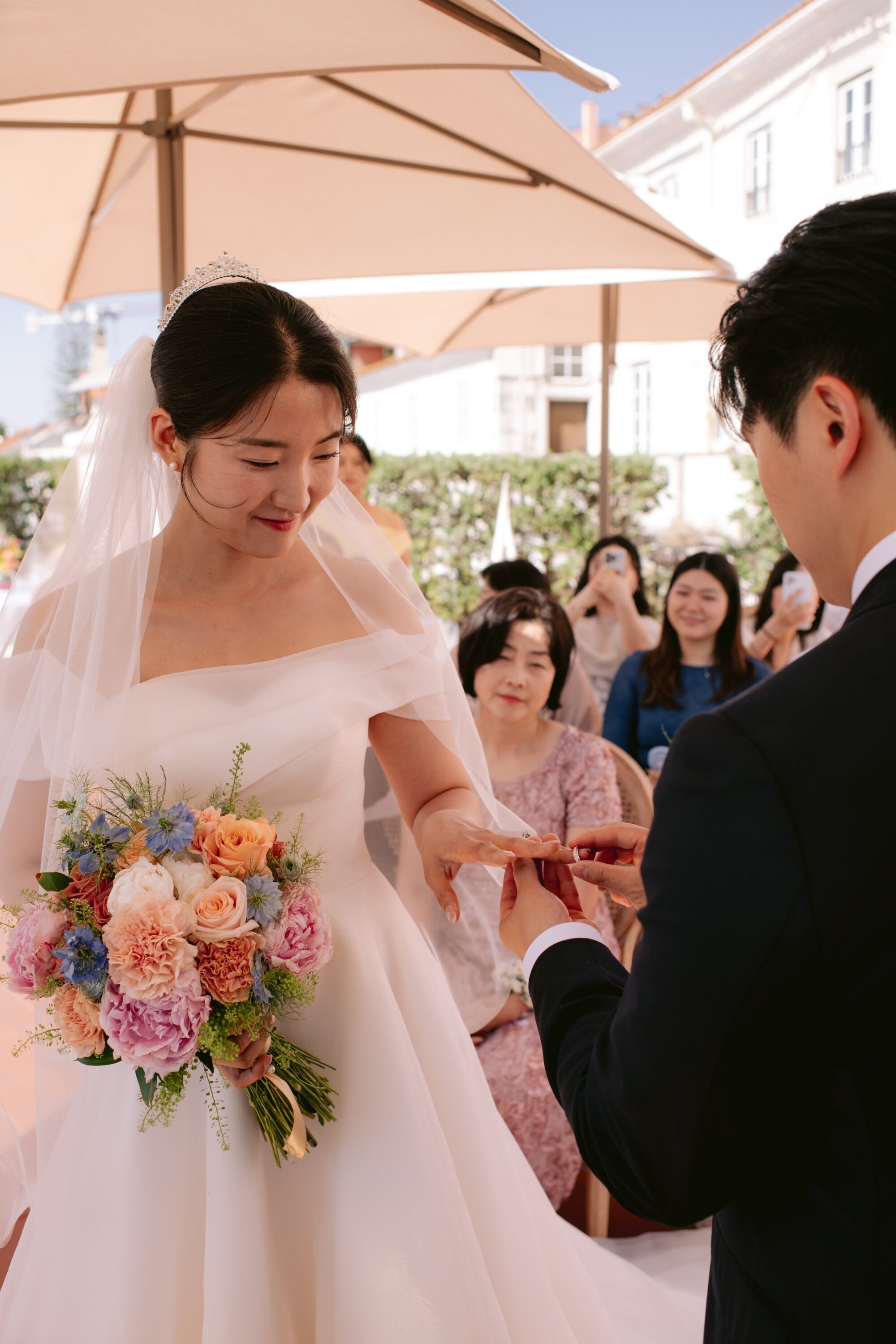 Grace & Changhyung wedding at Lisbon, Portugal, by Alex Tome