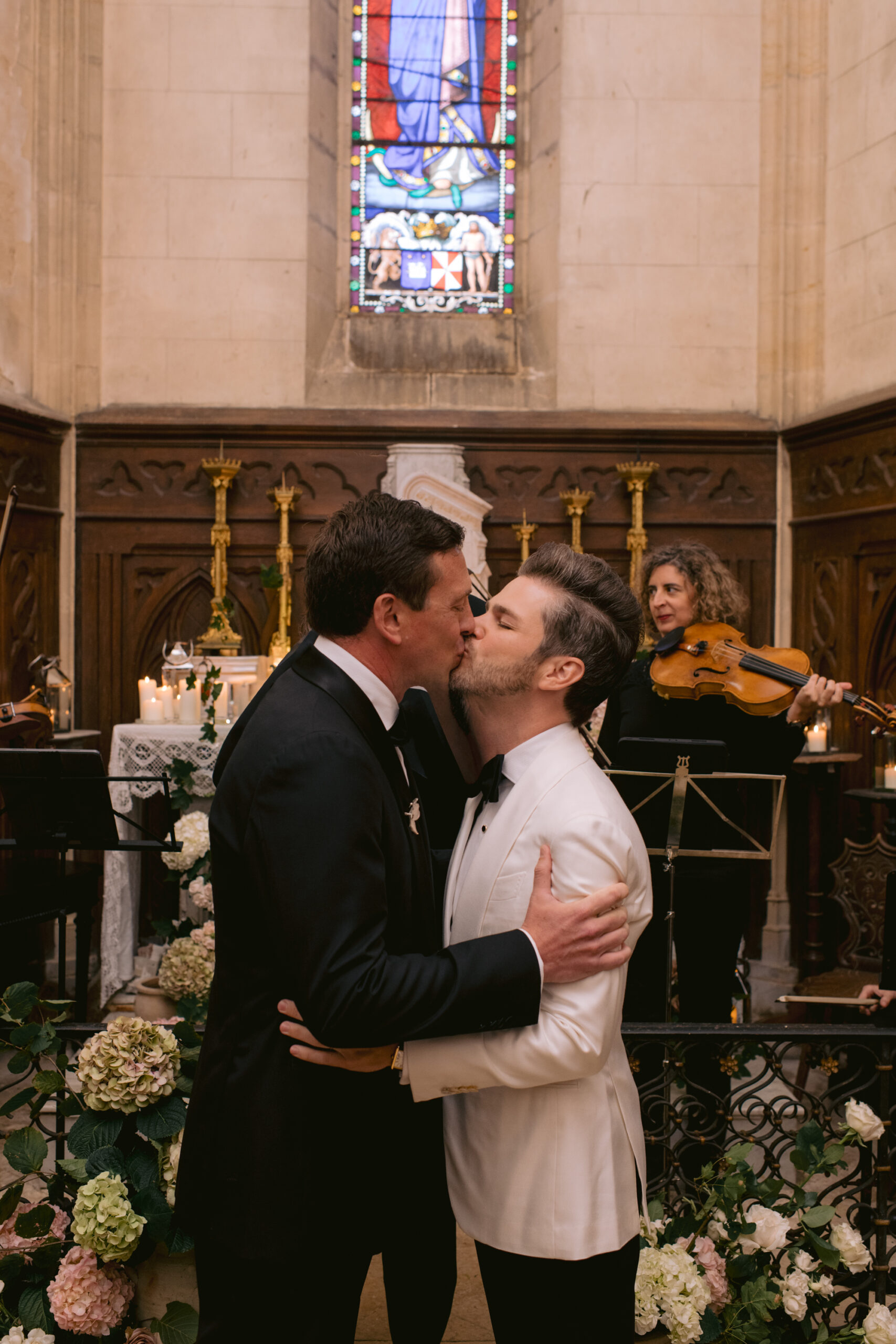 Matt & Steven wedding at Château de la Bourie, France, by Alex Tome