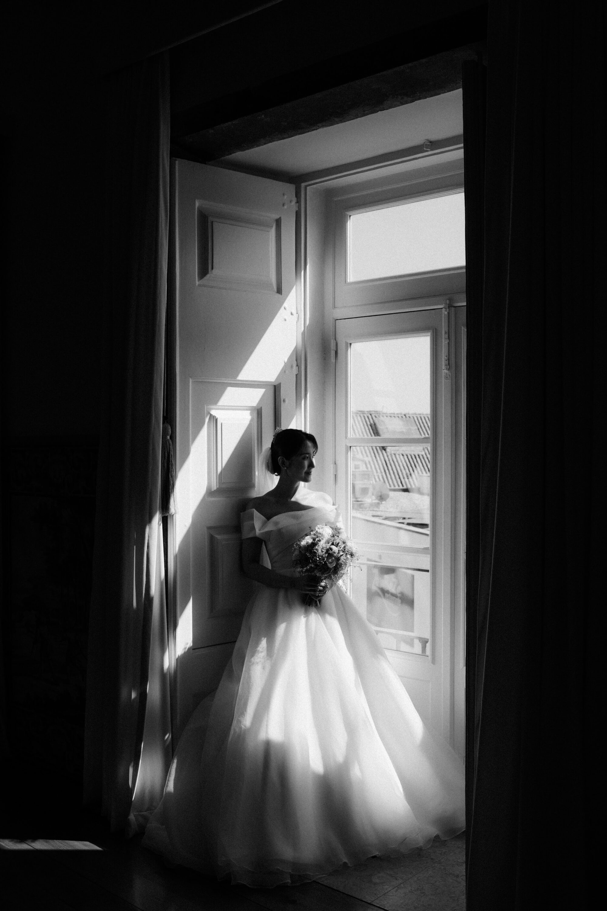 Grace & Changhyung wedding at Lisbon, Portugal, by Alex Tome