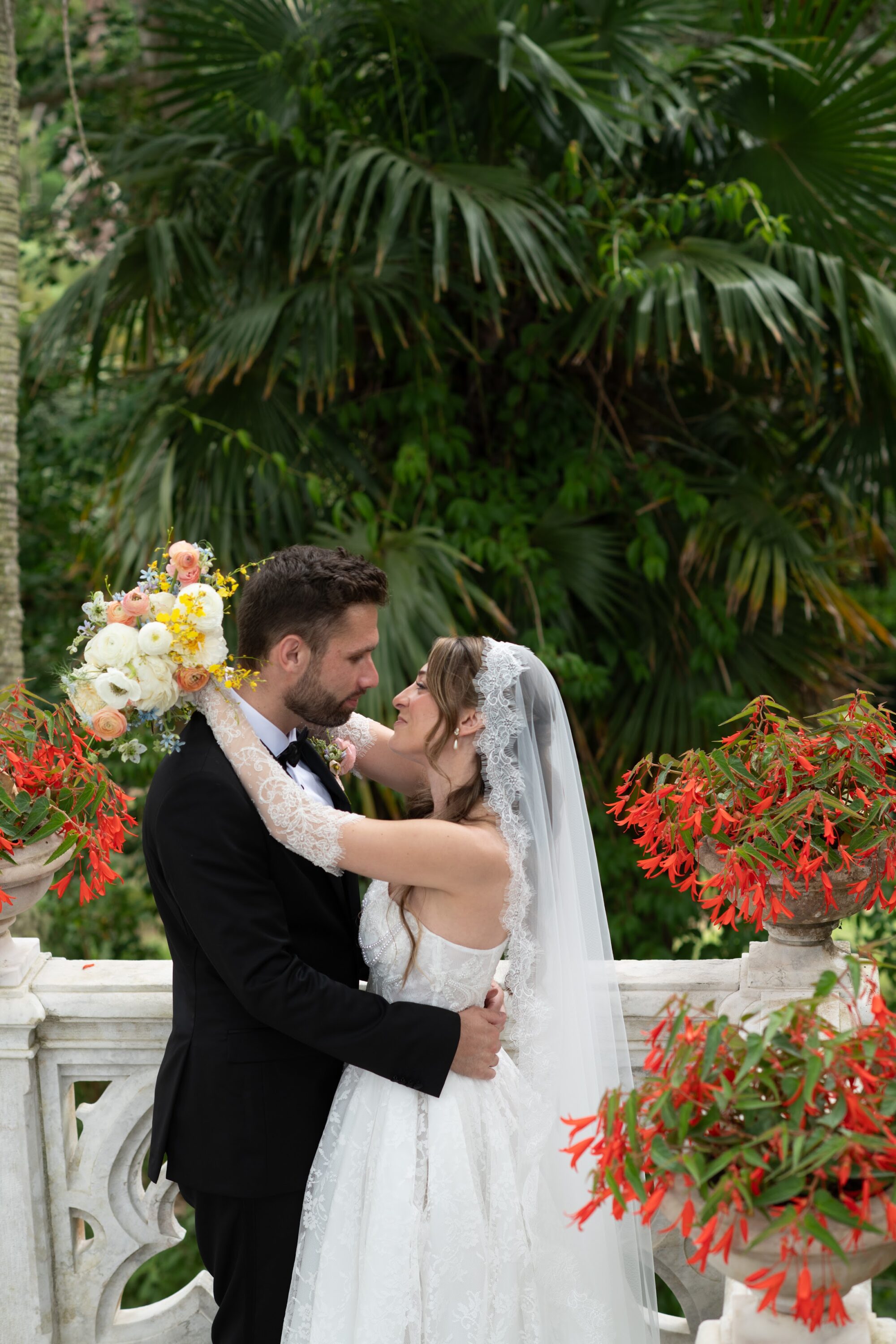 Melanie & Chris wedding at Cabo da Roca, Portugal, by Alex Tome
