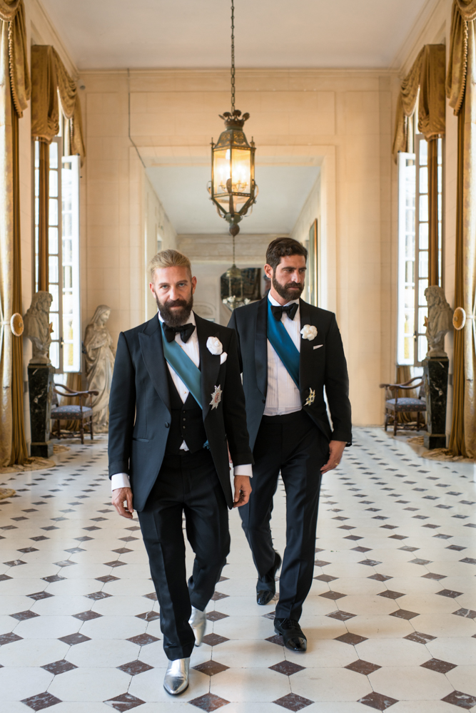 Alejandro & Alberto wedding at Château des Ormes, France, by Alex Tome